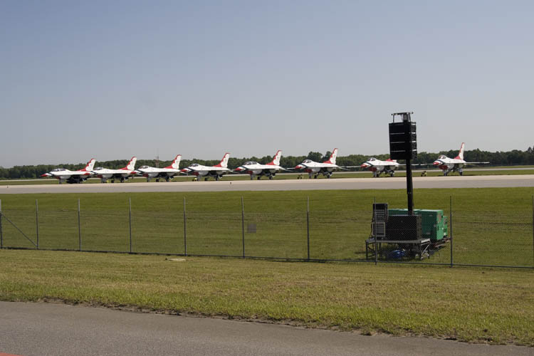 Thunderbirds 001